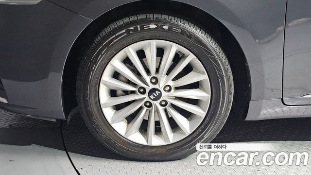 Kia K7 из Кореи Encar