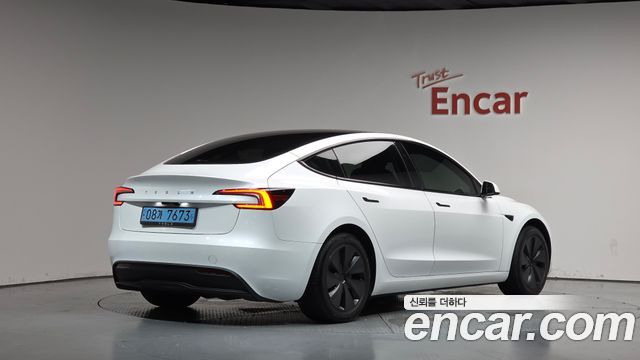 Tesla Model 3 RWD — пробег 22 964 км — фото 2 из 5