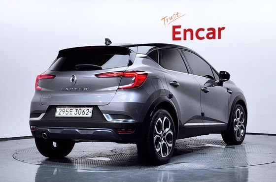 Renault (Samsung) Captur 1.3 TCe Edition Paris — пробег 94 150 км — фото 2 из 5