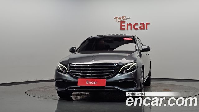 Mercedes-Benz E-Class из Кореи Encar