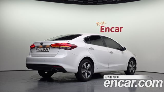 Kia K3 из Кореи Encar