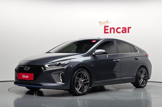 Hyundai Ioniq Q — пробег 121 970 км — фото 1 из 5