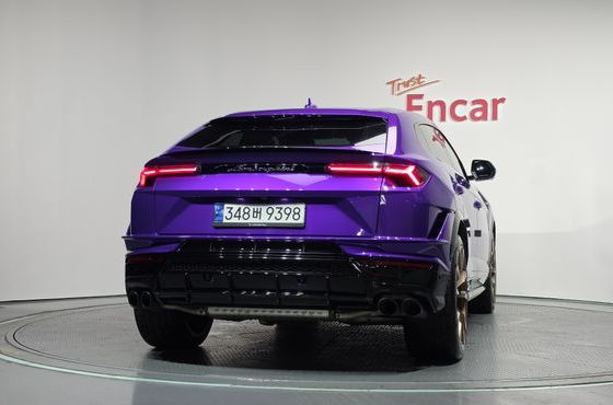 Lamborghini Urus 4.0 V8 S — пробег 15 216 км — фото 4 из 5