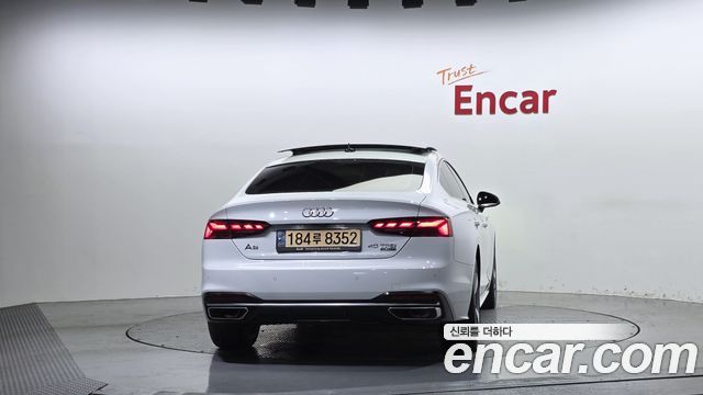 Audi A5 40 TFSI Quattro Sportback — пробег 112 825 км — фото 4 из 5