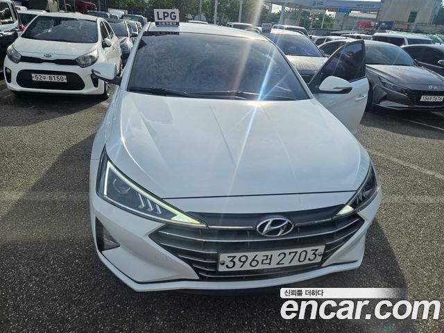 Hyundai AVANTE из Кореи Encar