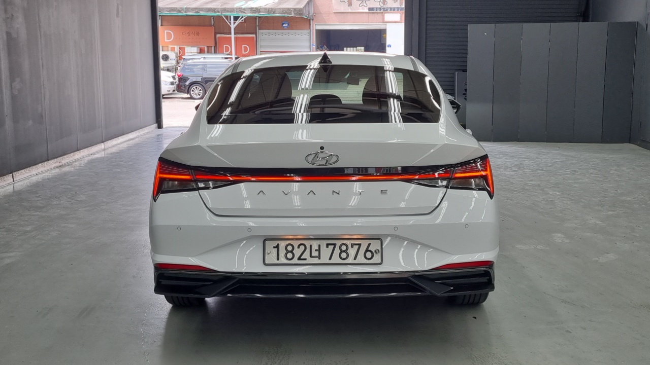 Hyundai AVANTE из Кореи Encar