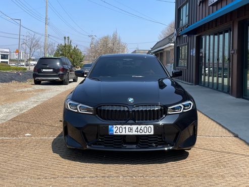 BMW 3-Series 320i M Sport — пробег 5 300 км — фото 1 из 5