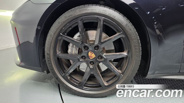 Porsche Panamera 2.9 AWD — пробег 25 463 км — фото 5 из 5