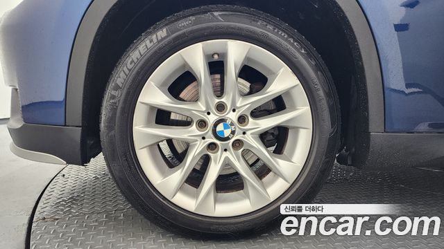 BMW X1 xDrive 18d — пробег 93 504 км — фото 5 из 5