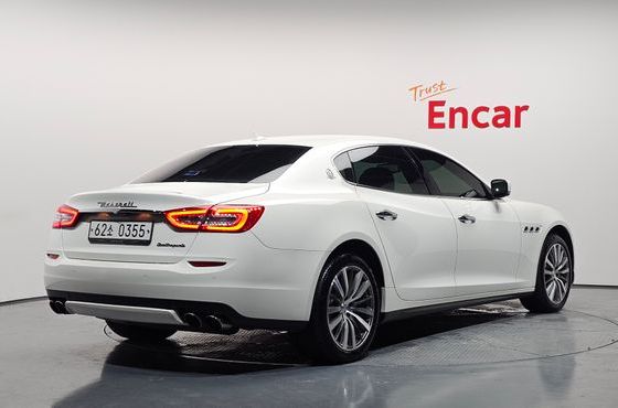 Maserati Quattroporte 3.0 Diesel — пробег 89 955 км — фото 2 из 5