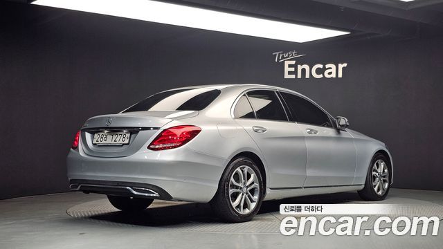 Mercedes-Benz C-Class из Кореи Encar