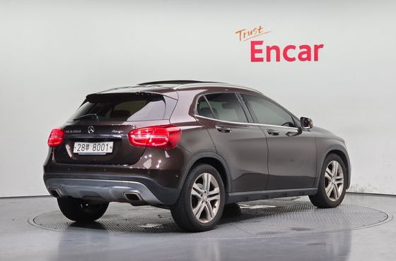 Mercedes-Benz GLA-Class GLA200 d 4MATIC — пробег 324 516 км — фото 2 из 5