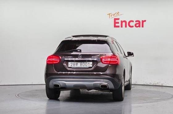 Mercedes-Benz GLA-Class GLA200 d 4MATIC — пробег 324 516 км — фото 4 из 5