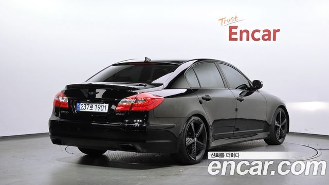 Hyundai Genesis из Кореи Encar