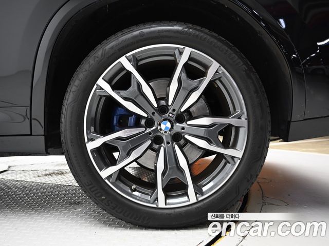 BMW X4 xDrive20i M Sport — пробег 54 669 км — фото 5 из 5