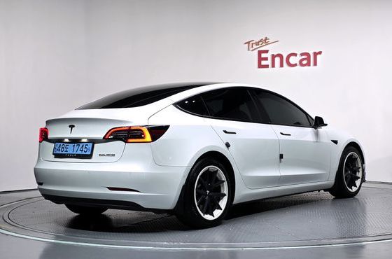 Tesla Model 3 Long Range AWD — пробег 78 847 км — фото 2 из 5