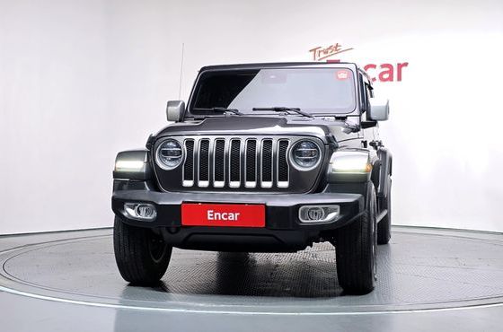 Jeep Wrangler 2.0 Overland Power Top 4Door — пробег 72 567 км — фото 3 из 5