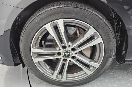 Mercedes-Benz E-Class E350 4MATIC Avantgarde — пробег 86 100 км — фото 5 из 5