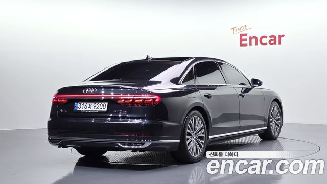 Audi A8 60 TFSI Quattro LWB — пробег 97 641 км — фото 2 из 5