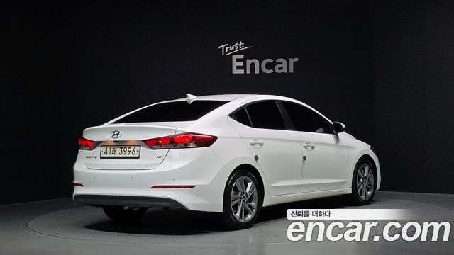 Hyundai AVANTE из Кореи Encar