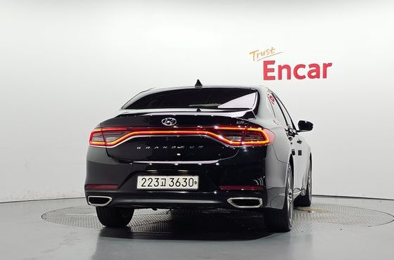 Hyundai Grandeur 3.0 Modren Basic (Rental car) — пробег 99 071 км — фото 4 из 5