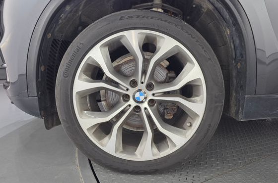 BMW X5 xDrive 30d — пробег 245 105 км — фото 5 из 5