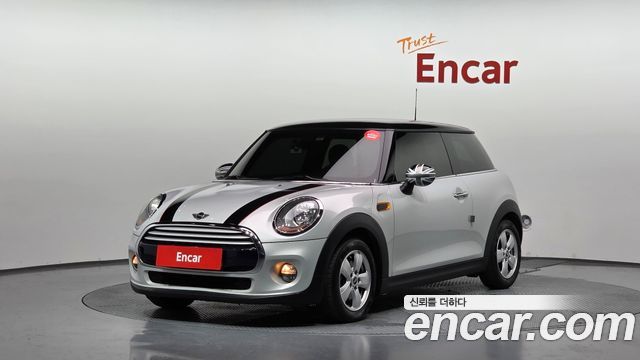 Mini Cooper Standard Third Generation — пробег 126 359 км — фото 1 из 5