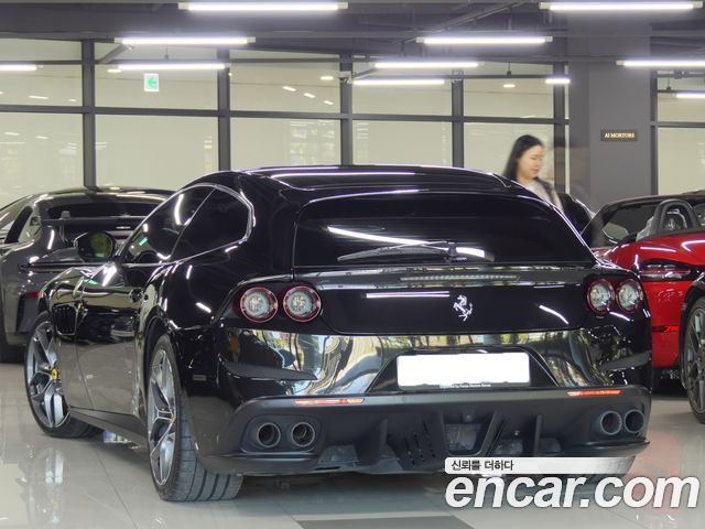 Ferrari GTC4 Lusso из Кореи Encar