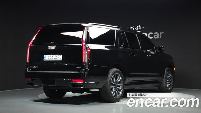 Cadillac Escalade 6.2 ESV ESV Sports Platinum — пробег 24 437 км — фото 2 из 5