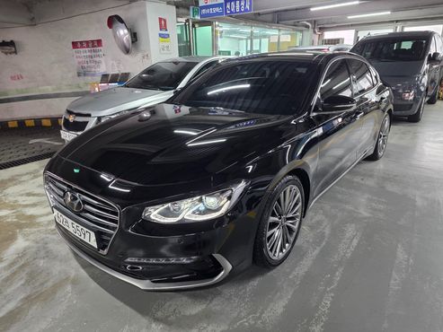 Hyundai Grandeur 2.4 Premium Special — пробег 33 000 км — фото 1 из 5