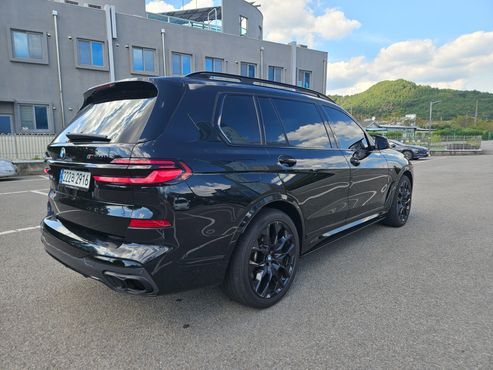 BMW X7 xDrive 40i M Sport 6STR — пробег 40 000 км — фото 5 из 5