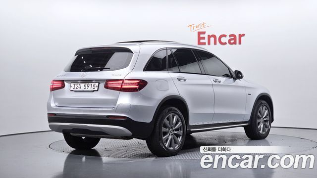 Mercedes-Benz GLC-Class GLC350e 4MATIC Premium — пробег 91 370 км — фото 2 из 5