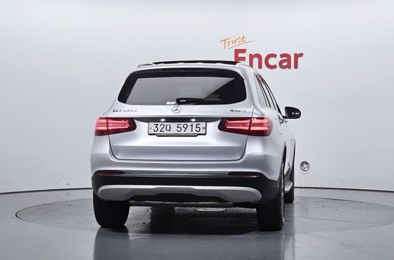 Mercedes-Benz GLC-Class GLC350e 4MATIC Premium — пробег 91 370 км — фото 4 из 5