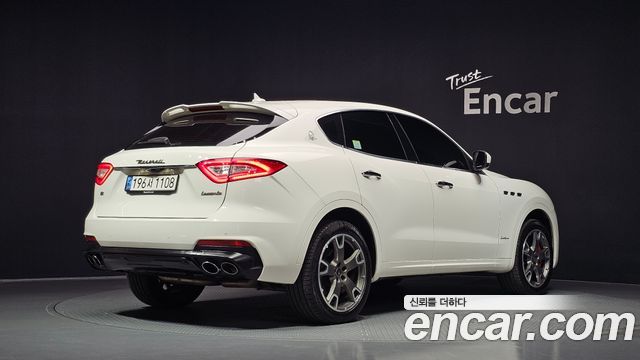 Maserati Levante 3.0 AWD — пробег 85 570 км — фото 2 из 5