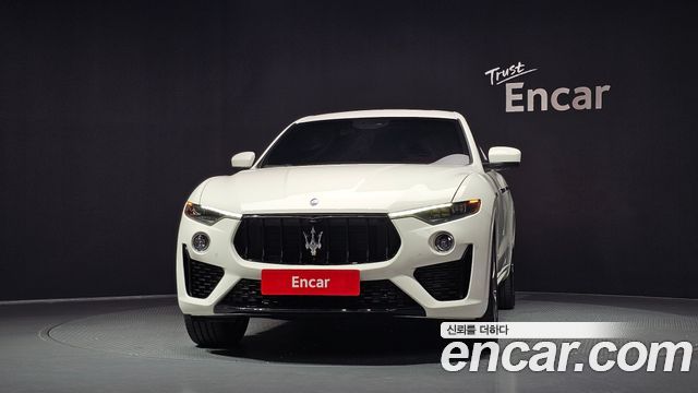 Maserati Levante 3.0 AWD — пробег 85 570 км — фото 3 из 5