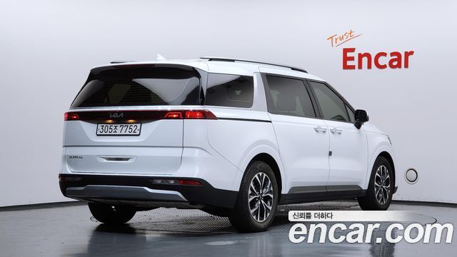 Kia Carnival Diesel 9-Seater Prestige — пробег 123 922 км — фото 2 из 5