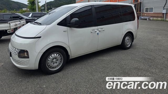 Hyundai Staria Tourer 11-Seater Smart — пробег 40 787 км — фото 2 из 5