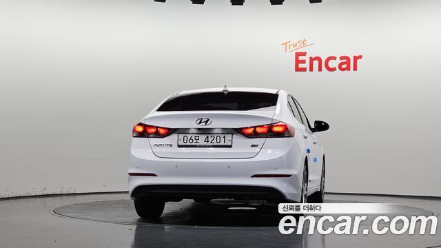 Hyundai AVANTE из Кореи Encar