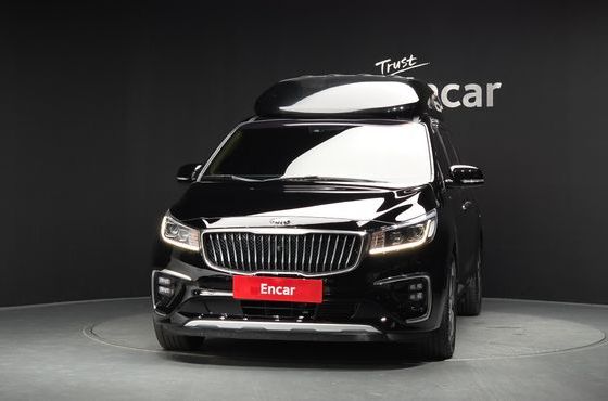 Kia Carnival 9-seater Limousine(Special vehicle) — пробег 102 483 км — фото 3 из 5