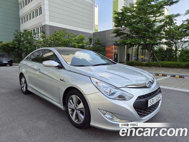 Hyundai Sonata 2.0 Royal — пробег 69 177 км — фото 1 из 5