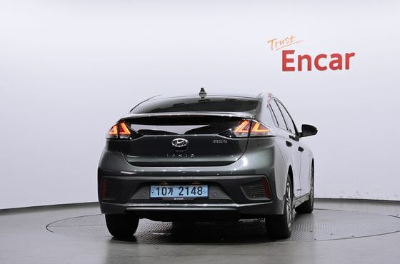 Hyundai Ioniq N — пробег 126 919 км — фото 4 из 5