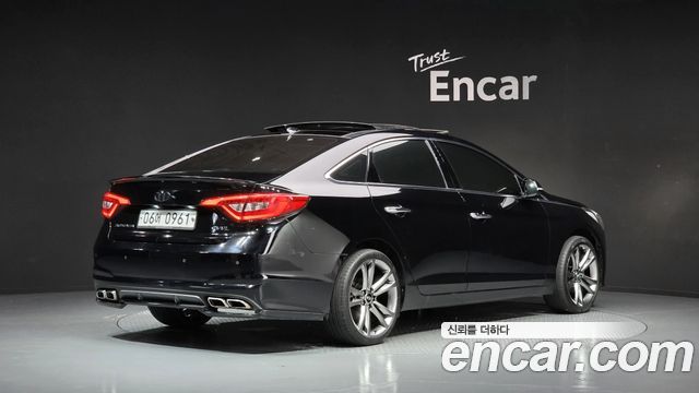 Hyundai Sonata 2.0 Premium — пробег 239 913 км — фото 2 из 5
