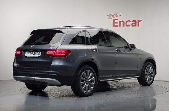 Mercedes-Benz GLC-Class GLC350e 4MATIC Premium — пробег 156 338 км — фото 2 из 5