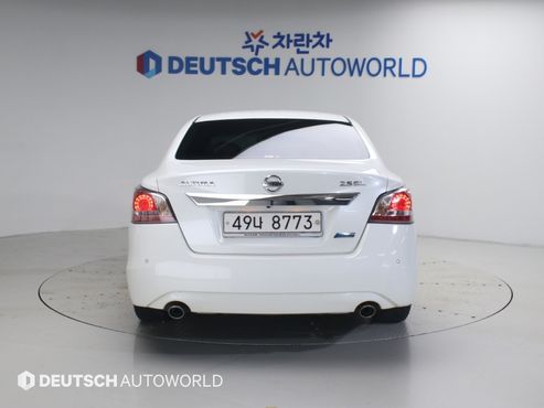Nissan Altima 2.5 Tech L33 — пробег 112 968 км — фото 4 из 5