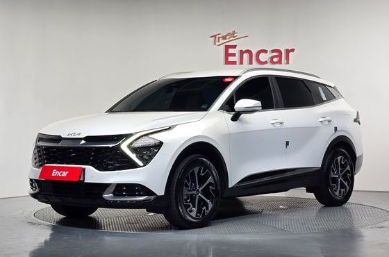 Kia Sportage Signature 2WD — пробег 28 572 км — фото 1 из 5