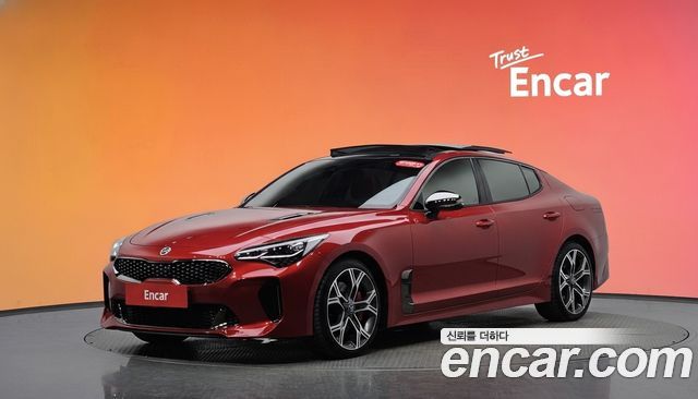 Kia Stinger 2.0 Turbo 2WD Platinum — пробег 79 160 км — фото 1 из 5