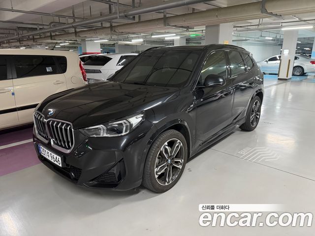 BMW X1 sDrive 20i M Sport — пробег 19 853 км — фото 1 из 5