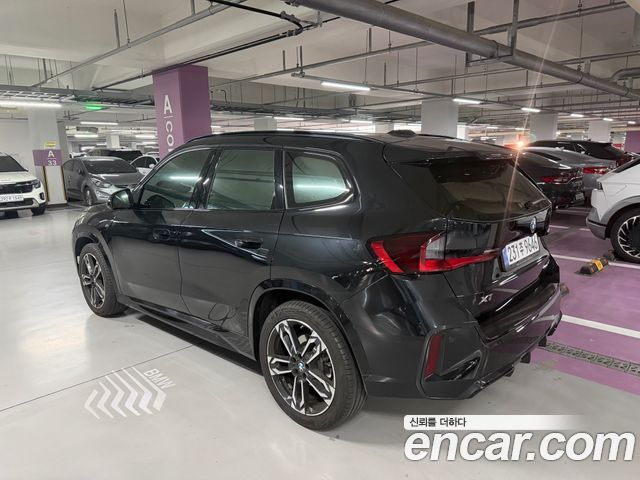 BMW X1 sDrive 20i M Sport — пробег 19 853 км — фото 2 из 5