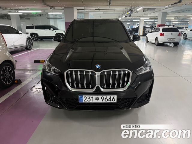 BMW X1 sDrive 20i M Sport — пробег 19 853 км — фото 3 из 5
