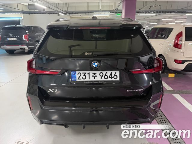 BMW X1 sDrive 20i M Sport — пробег 19 853 км — фото 4 из 5
